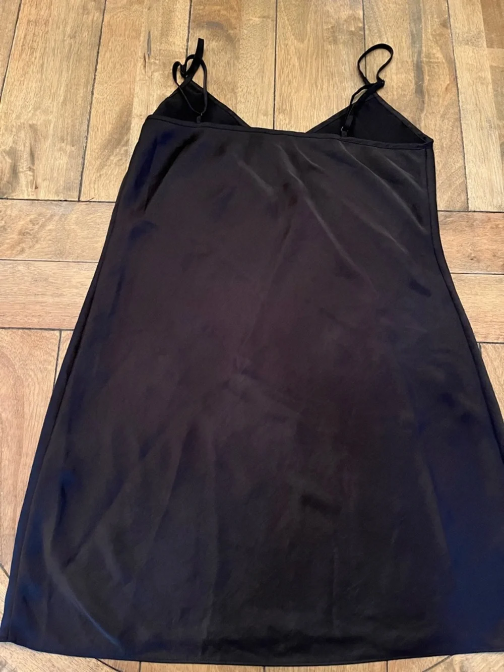 Wilfred Black Mini Slip Dress size Medium - Picture 8 of 8